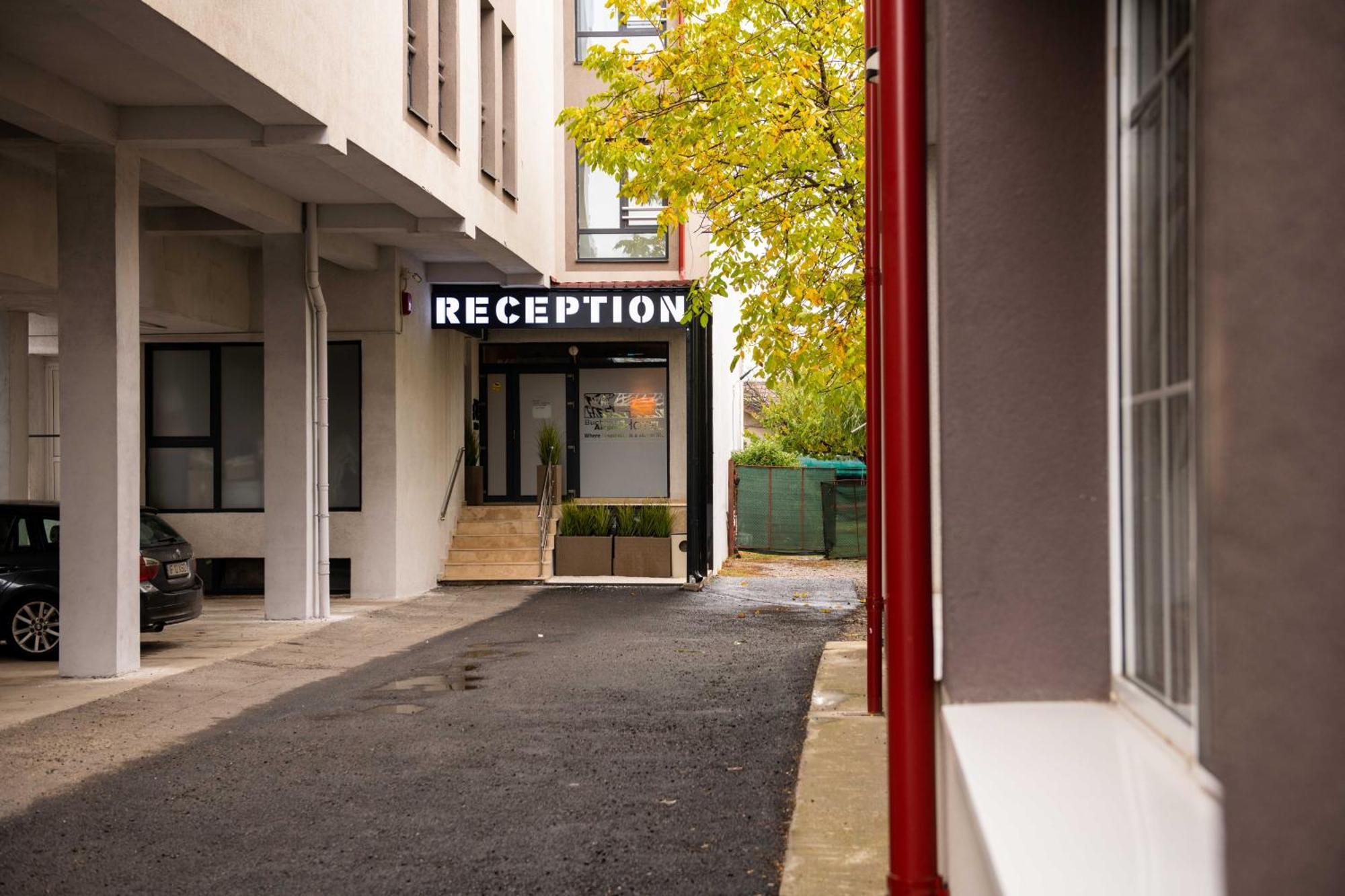 Bucharest Airport Accomodation Aparthotel Otopeni Kültér fotó