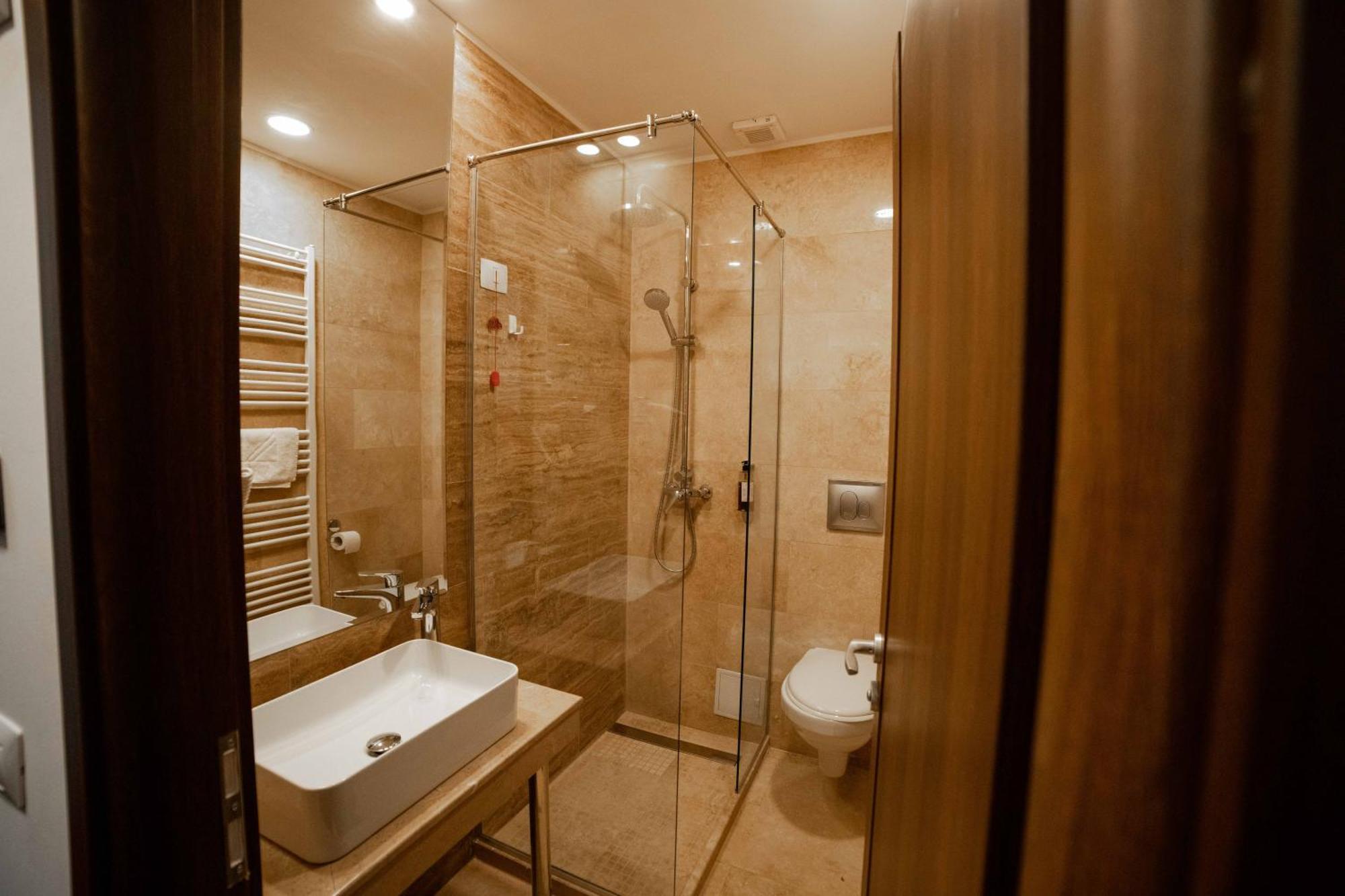 Bucharest Airport Accomodation Aparthotel Otopeni Kültér fotó