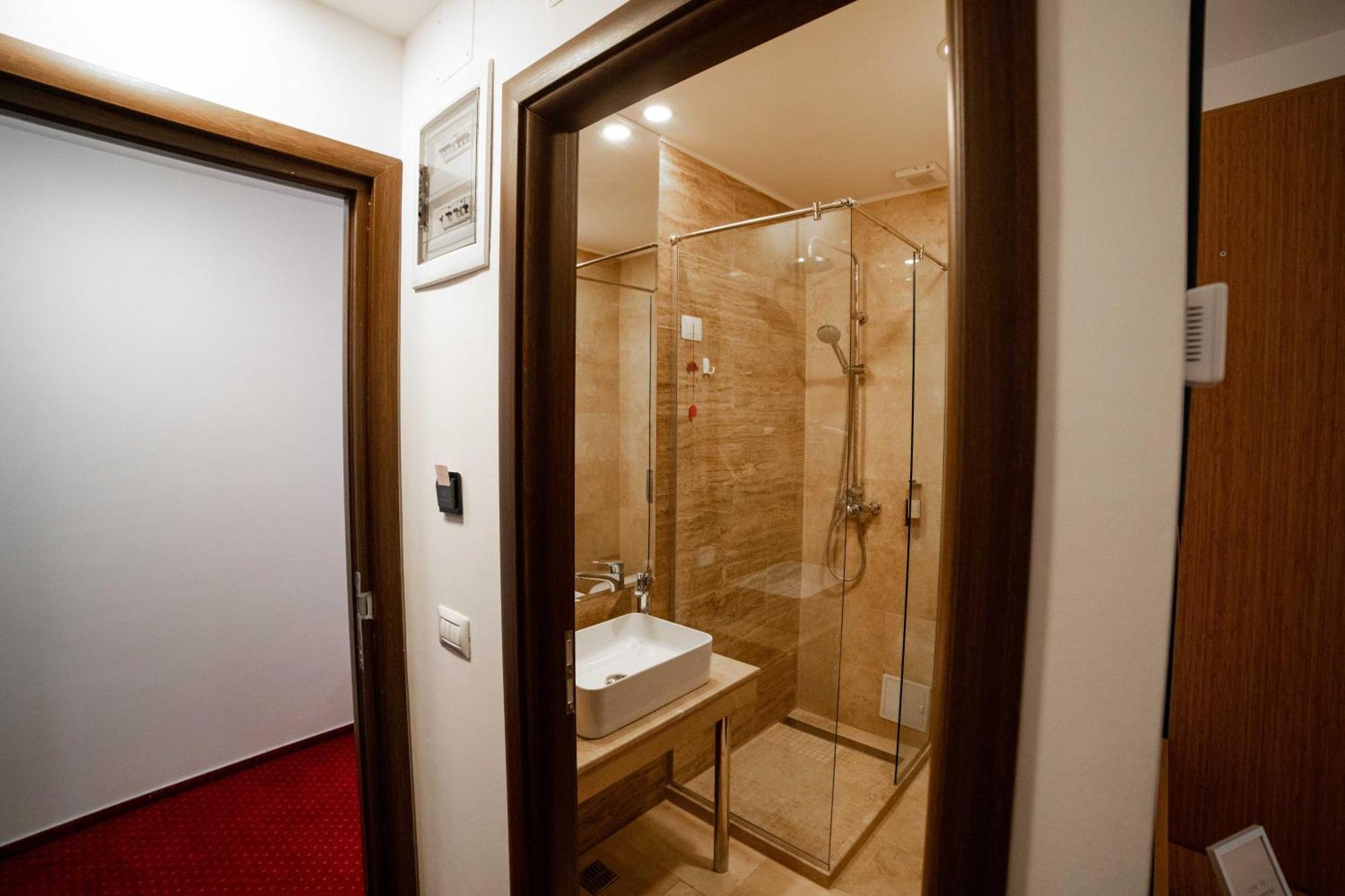 Bucharest Airport Accomodation Aparthotel Otopeni Kültér fotó