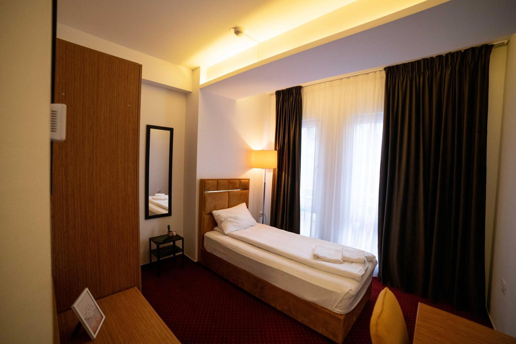 Bucharest Airport Accomodation Aparthotel Otopeni Kültér fotó